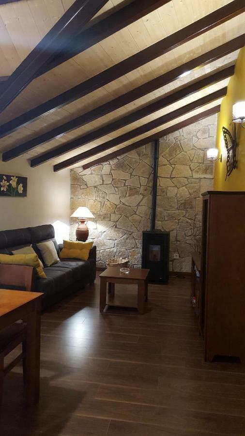 Gasthaus El Cordel De Gredos Navarredonda Exterior foto