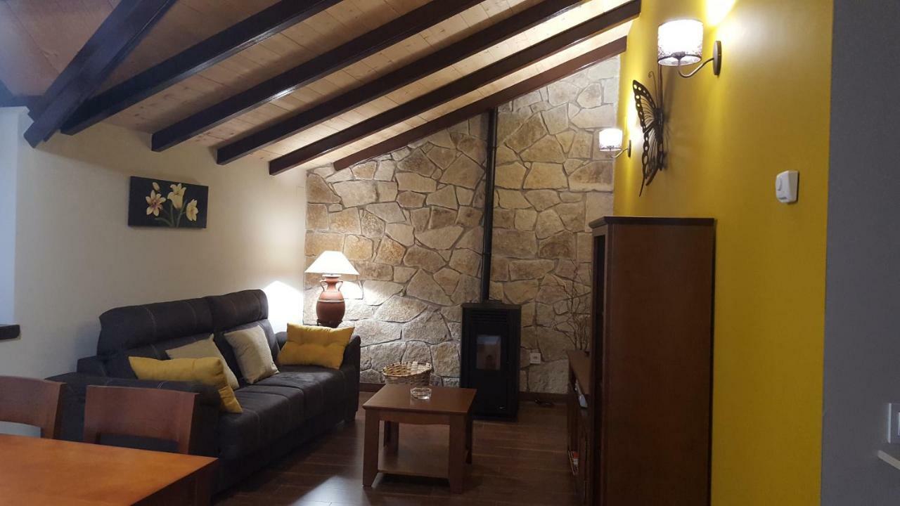 Gasthaus El Cordel De Gredos Navarredonda Exterior foto