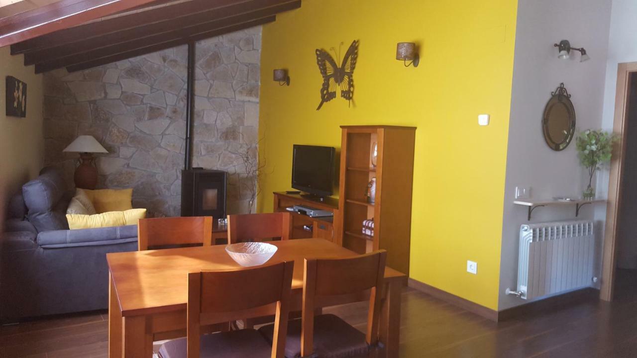 Gasthaus El Cordel De Gredos Navarredonda Exterior foto